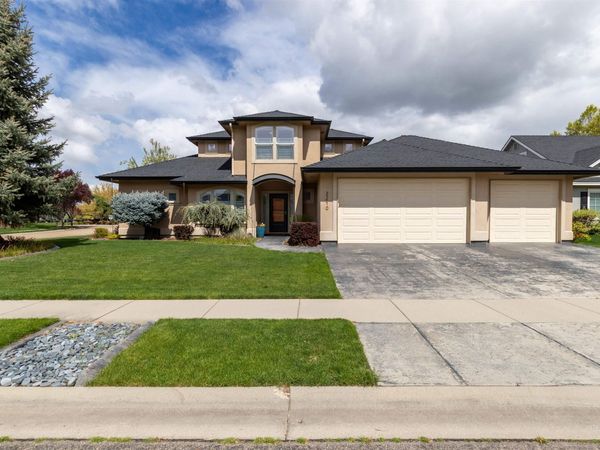 2240 W Anatole St, Meridian, ID 83646