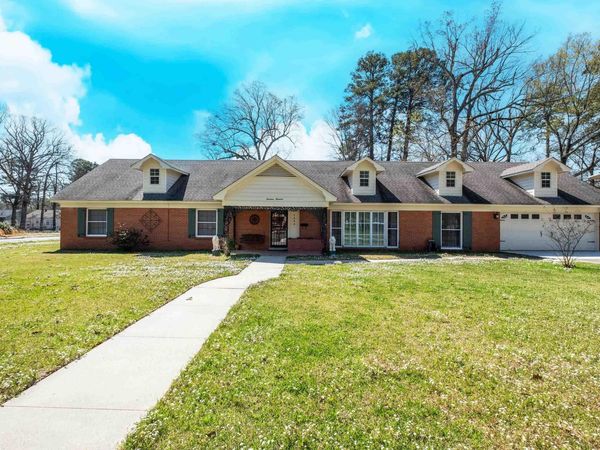 1400 W 33rd Street , Pine Bluff, AR 71603