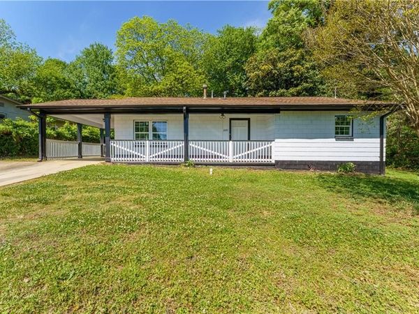 2491 Martin Luther King Jr Boulevard, Gainesville, GA 30501