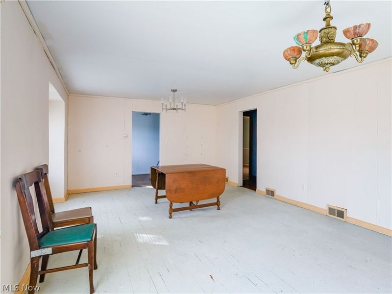 426 Queisner Avenue, Lowellville, OH 44436 Photo 12