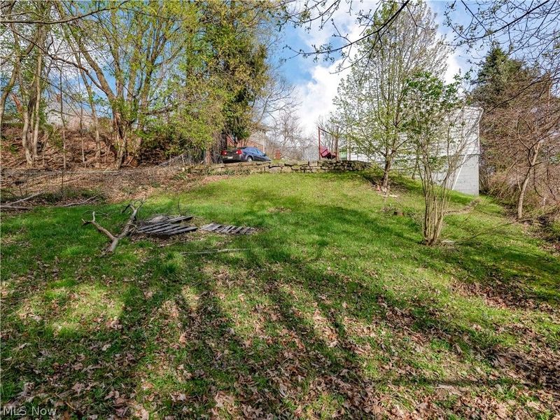 426 Queisner Avenue, Lowellville, OH 44436 Photo 27