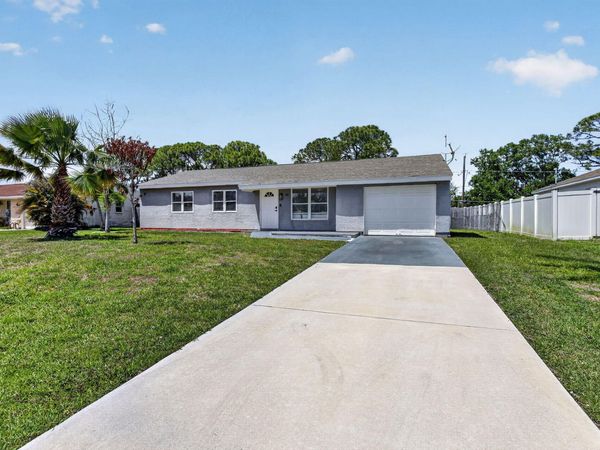 161 SW Dalva Avenue, Port St. Lucie, FL 34984