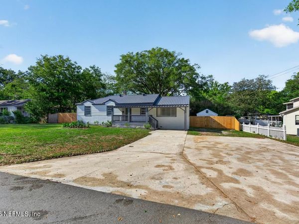 9751 S MACARTHUR Court, Jacksonville, FL 32246