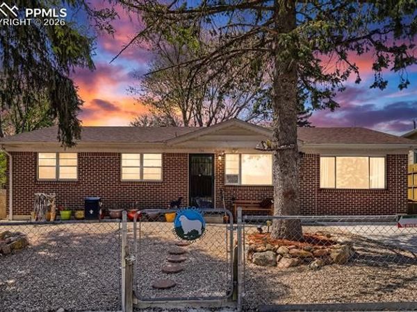 126 N Roosevelt Street, Colorado Springs, CO 80909