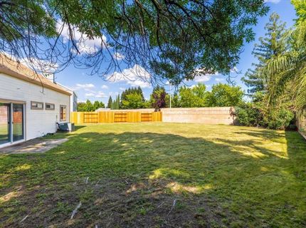 1049 Old Mill Cir, Roseville, CA 95747 Photo