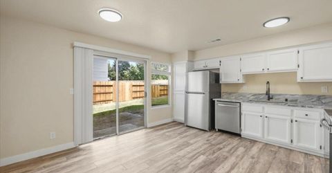 1049 Old Mill Cir, Roseville, CA 95747 Photo