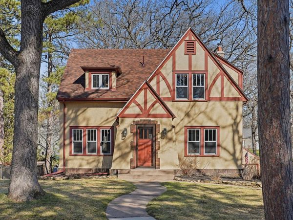 139 Spruce Street, Mahtomedi, MN 55115