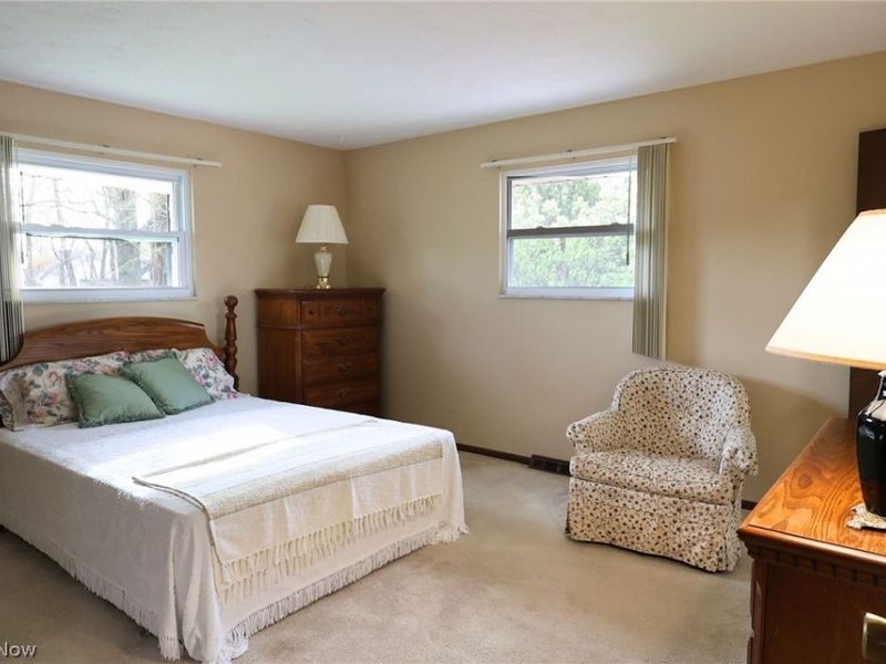 6663 Donna Rae Drive, Seven Hills, OH 44131 Photo 20