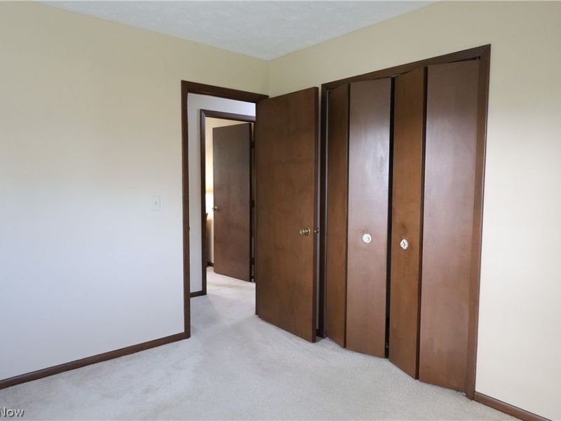 6663 Donna Rae Drive, Seven Hills, OH 44131 Photo 26