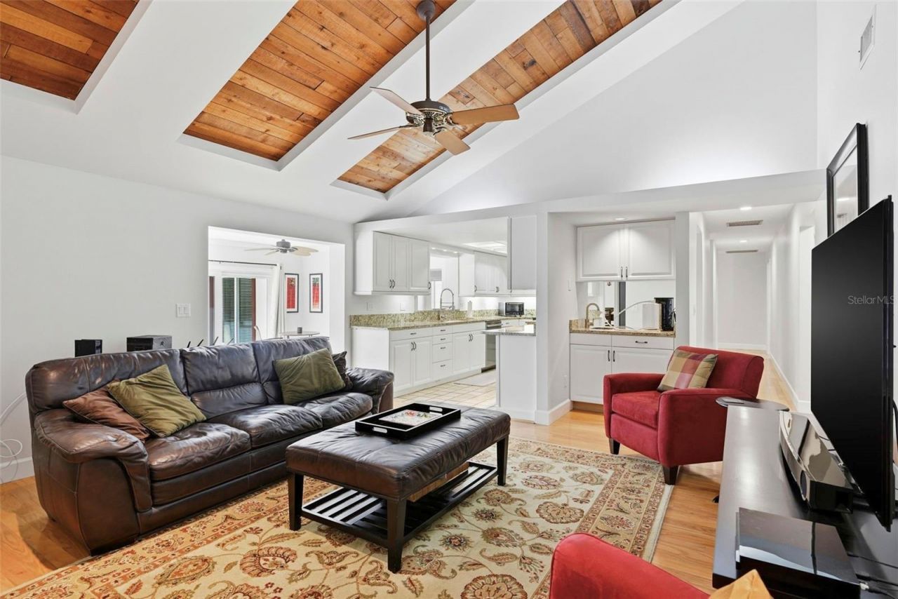 115 Red Bay Drive , Longwood, FL 32779 Photo