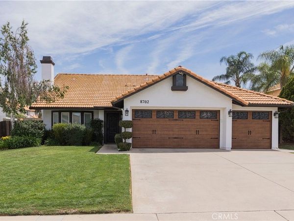 8702 Barton, Riverside, CA 92508