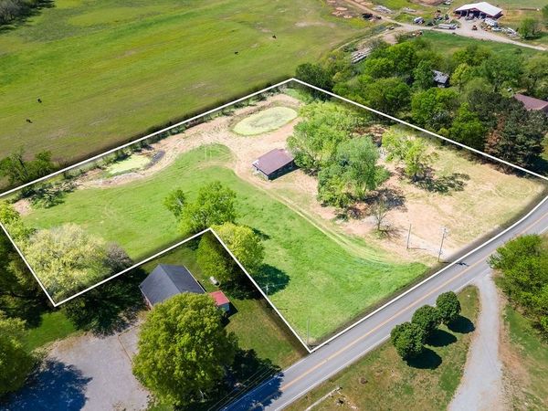 3938 Ostella Rd , Cornersville, TN 37047