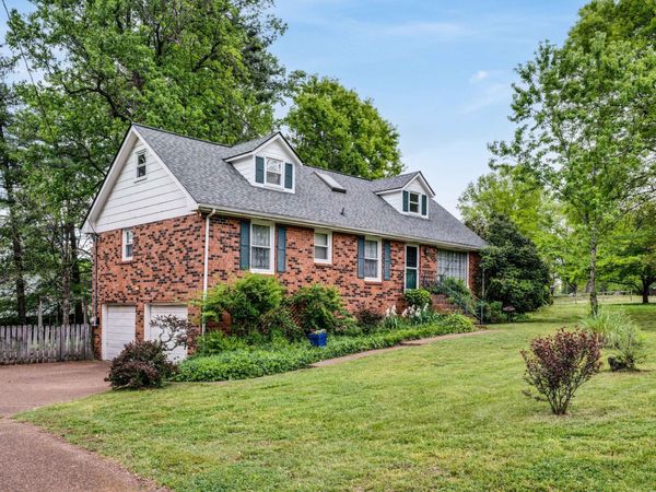 4324 Baton Rouge Dr, Hermitage, TN 37076