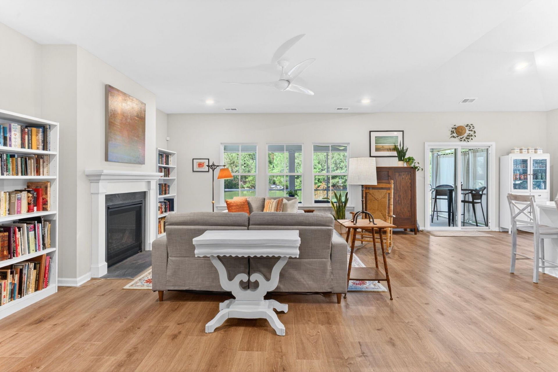 6989 Pumpkinseed Drive Photo 17