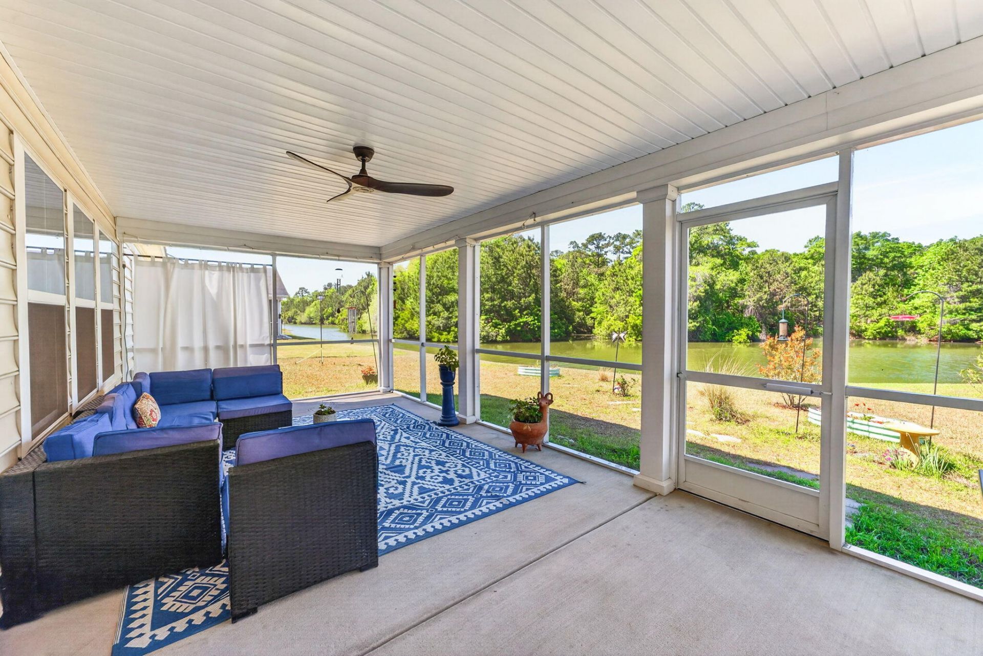 6989 Pumpkinseed Drive Photo 7