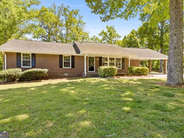 968 Gunter Circle, Lawrenceville, GA 30043