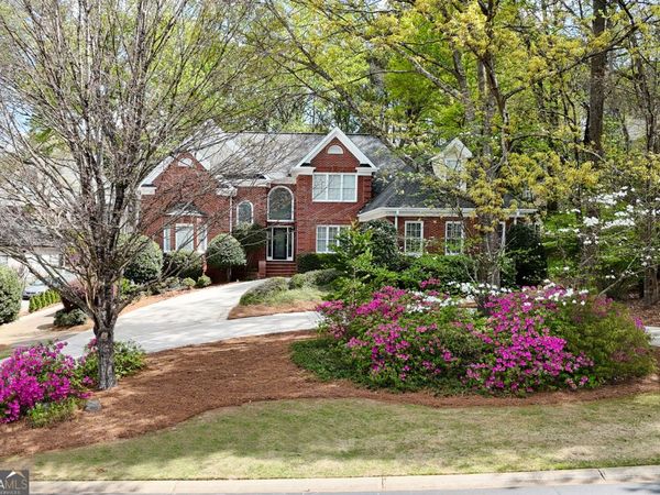 206 Montrose Drive, Mcdonough, GA 30253