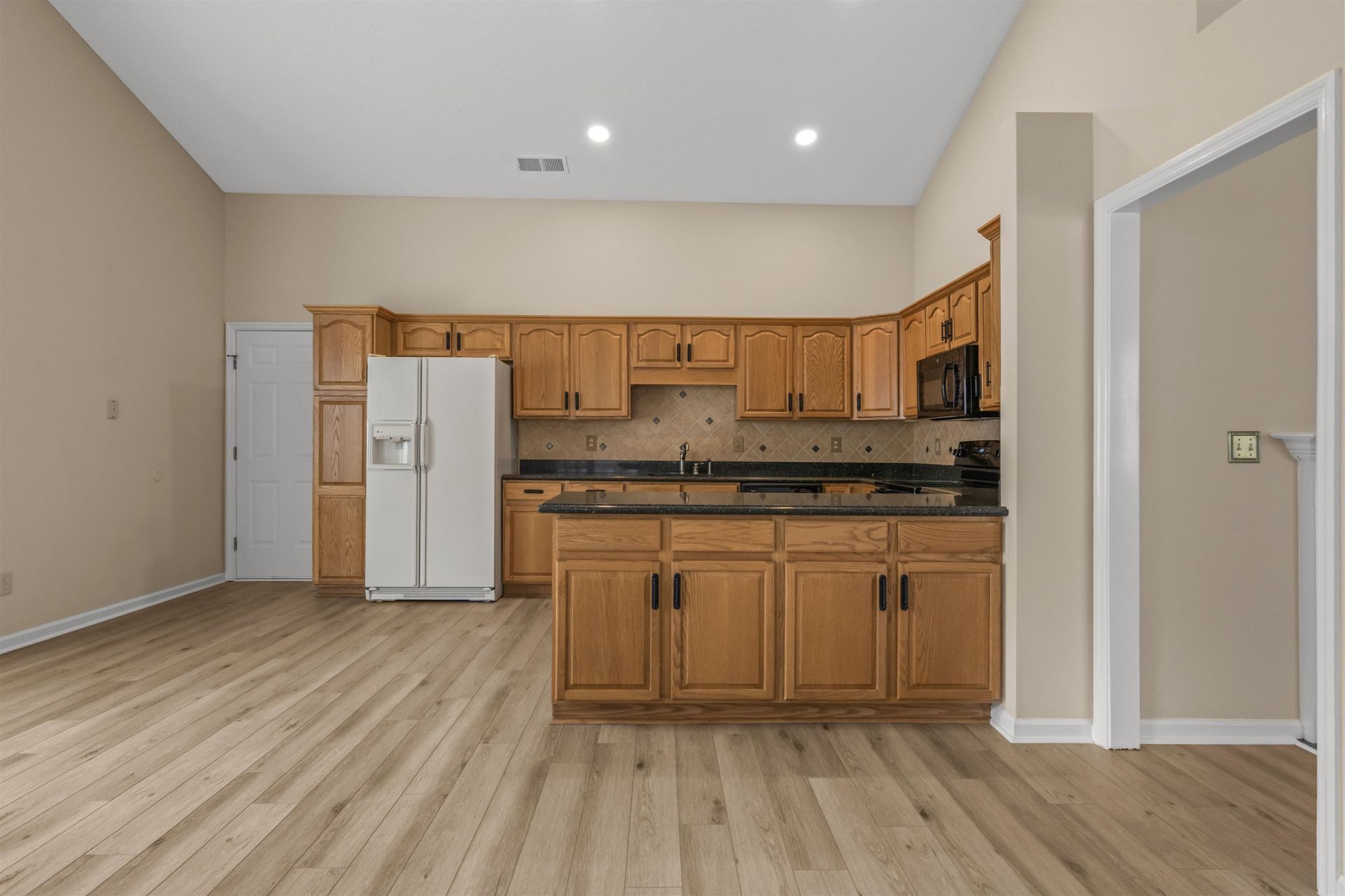 1209 Loblolly Ln. Photo 24