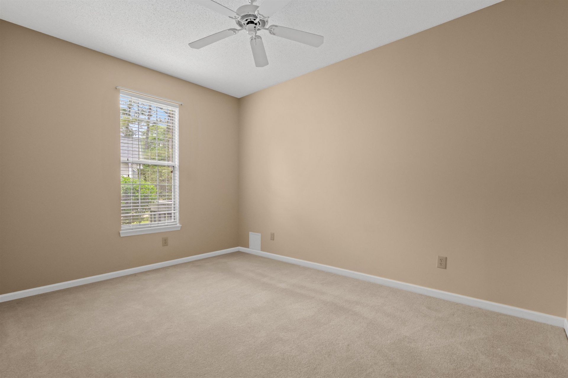 1209 Loblolly Ln. Photo 40