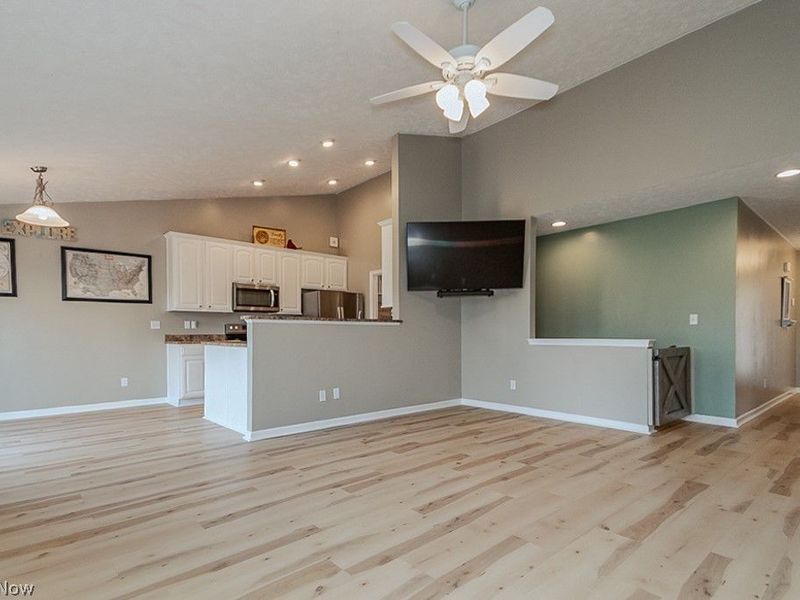 1731 Poplar Lane, Painesville Township, OH 44077 Photo 8