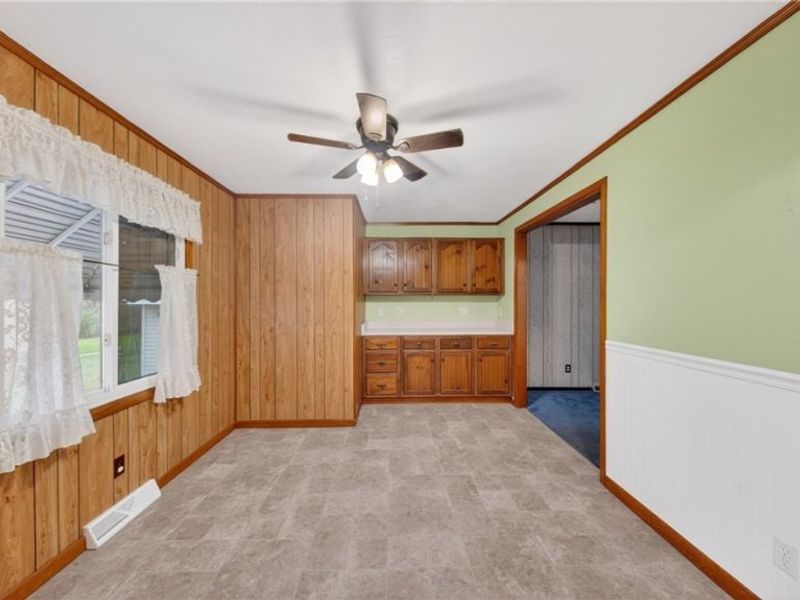 16504 Shelby Drive, Brook Park, OH 44142 Photo 10