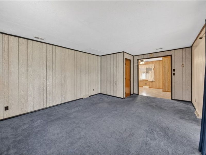 16504 Shelby Drive, Brook Park, OH 44142 Photo 13