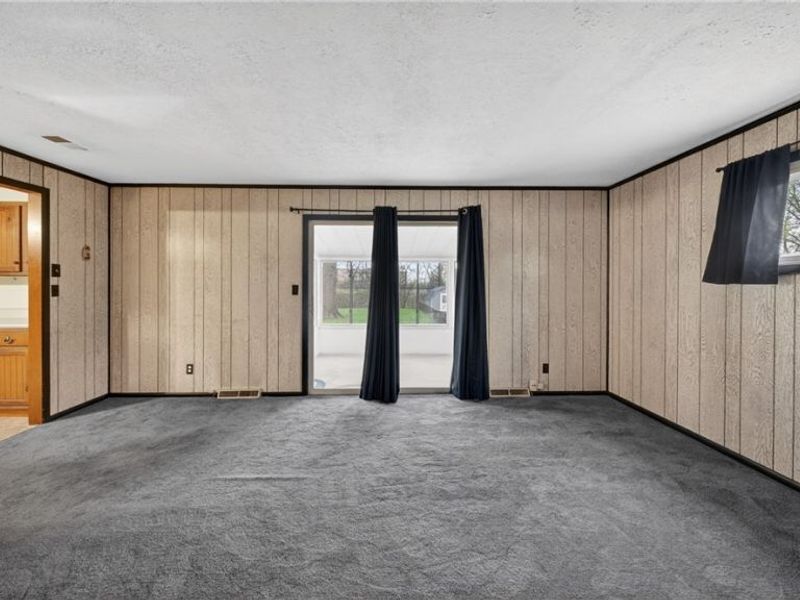 16504 Shelby Drive, Brook Park, OH 44142 Photo 14