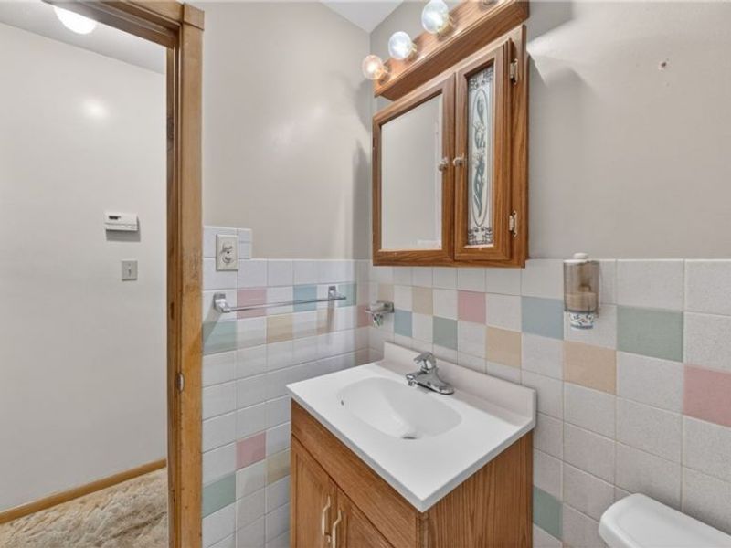 16504 Shelby Drive, Brook Park, OH 44142 Photo 17