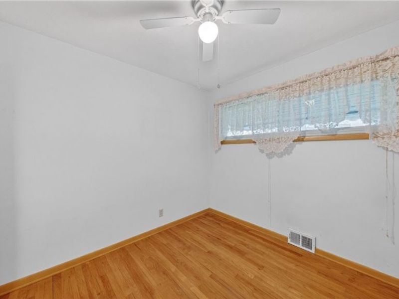 16504 Shelby Drive, Brook Park, OH 44142 Photo 18