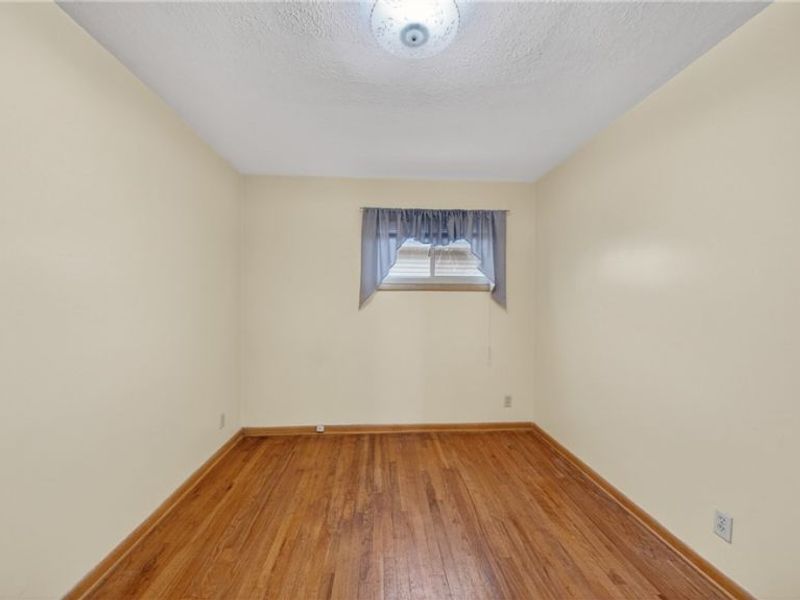 16504 Shelby Drive, Brook Park, OH 44142 Photo 20