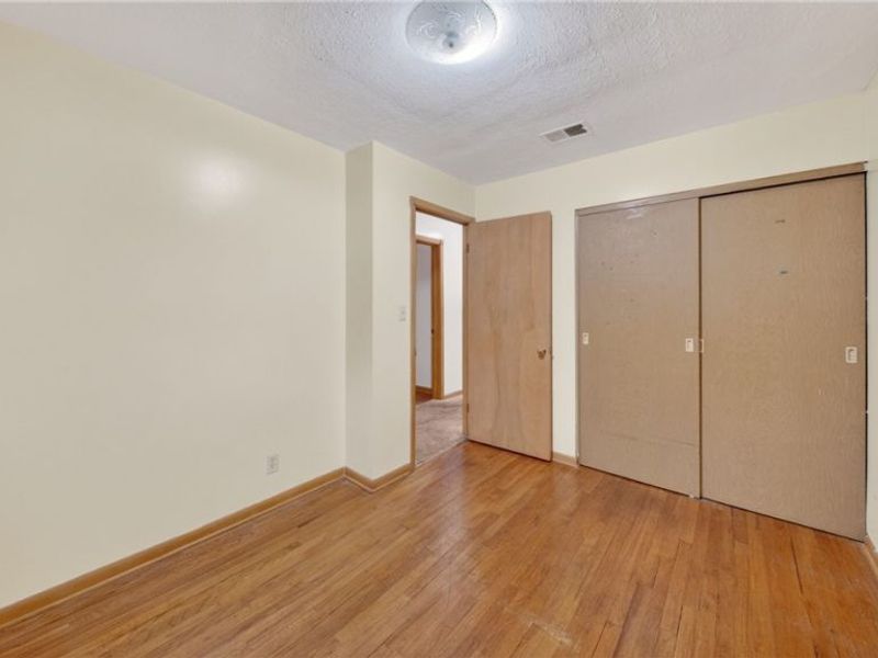 16504 Shelby Drive, Brook Park, OH 44142 Photo 21