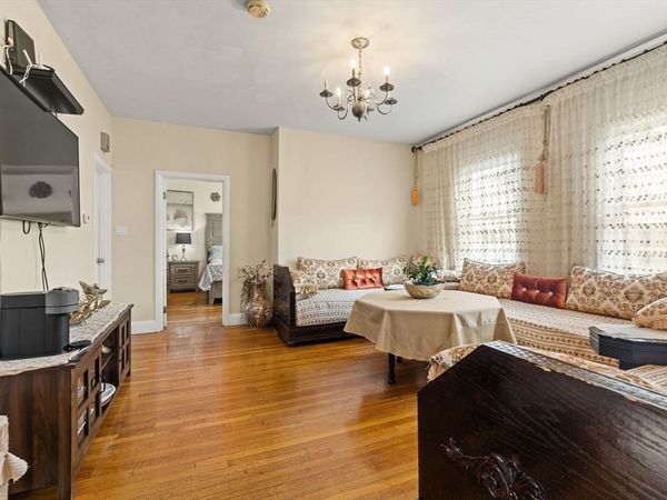 48 Tappan St, Unit 1, Everett, MA 02149