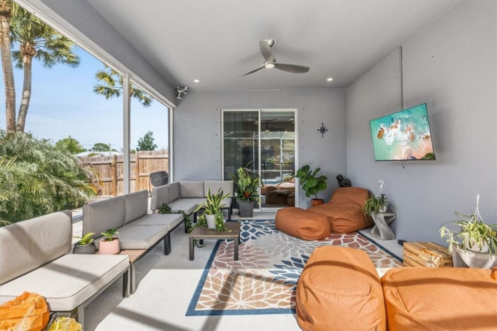 858 George Street, Sebastian, FL 32958 Photo