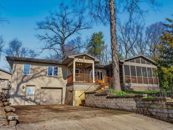 6097 Hellenbrand Road, Waunakee, WI 53597