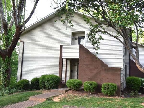 129 Forest View Drive, Winston-Salem, NC 27104