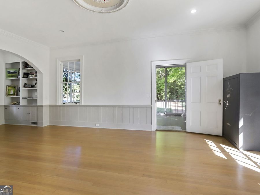Property Image 35