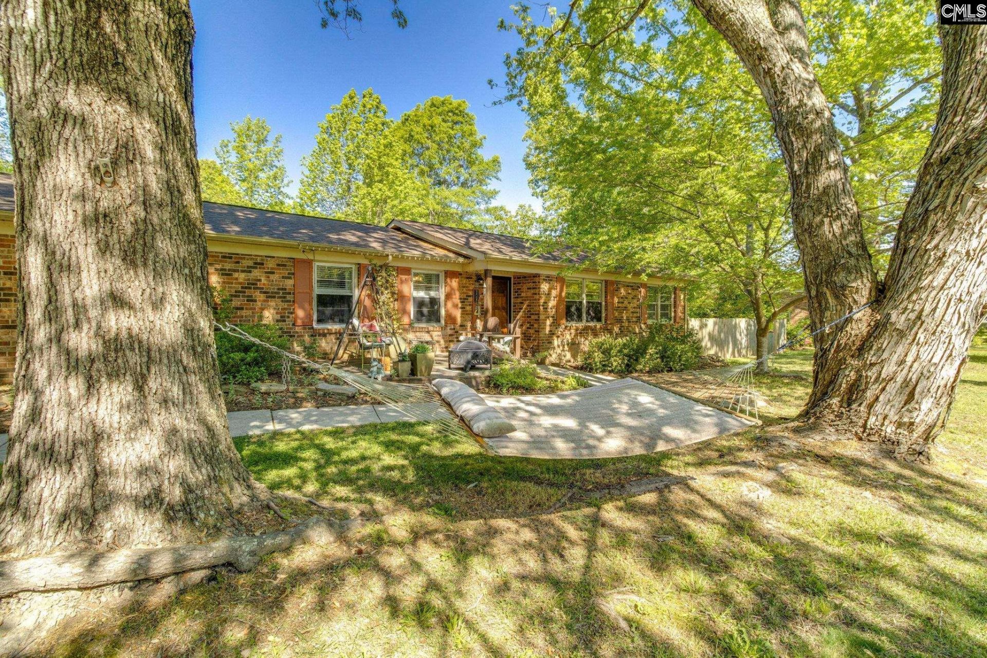 2448 Country Club Dr.  Photo 4