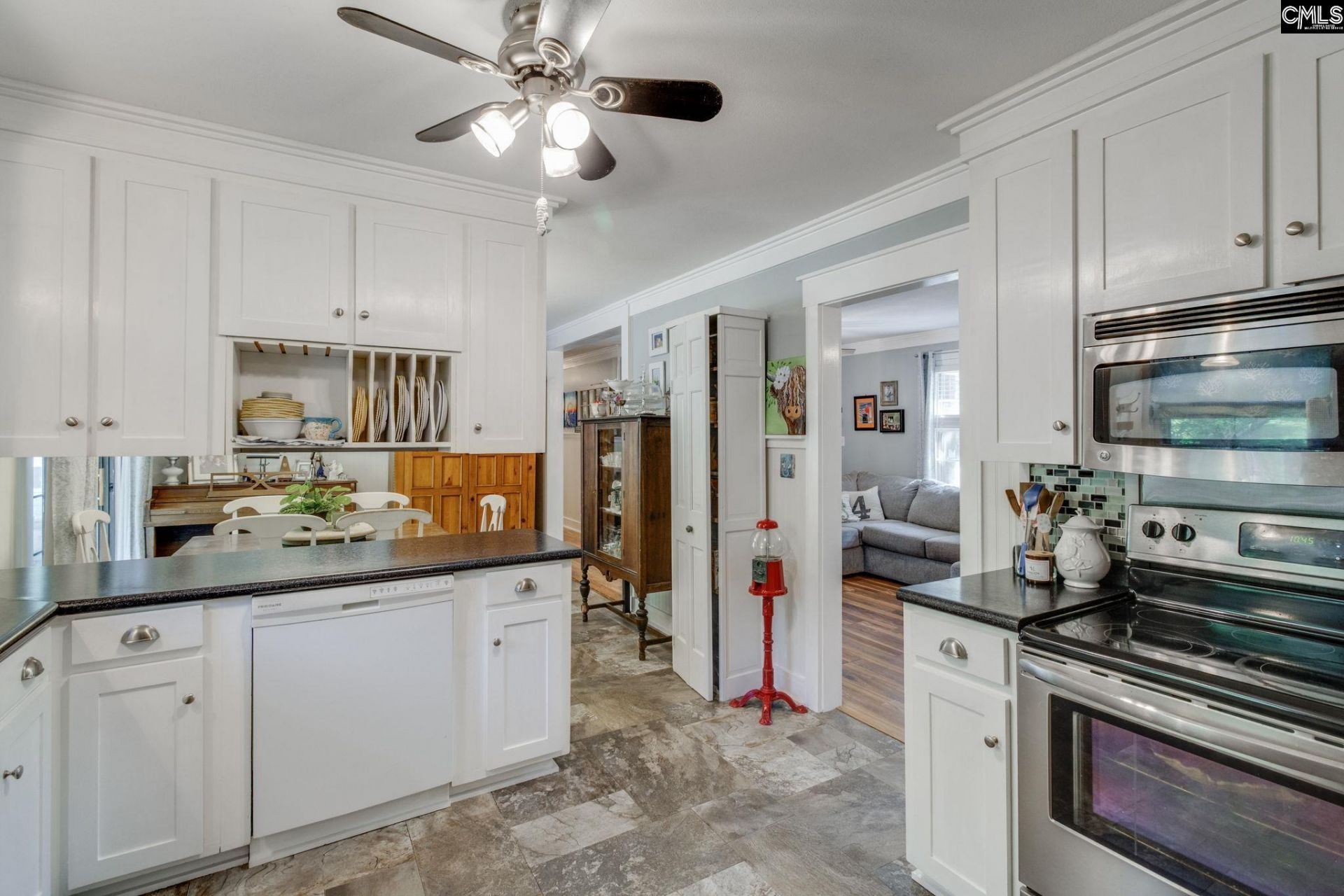 2448 Country Club Dr.  Photo 9