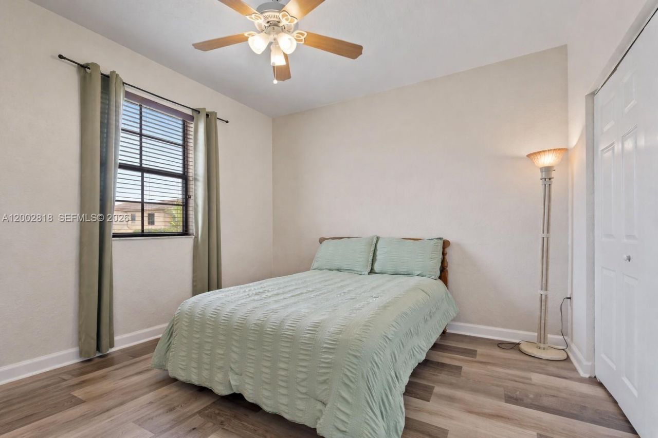 8875 SW 227th Ter, Cutler Bay, FL 33190 Photo