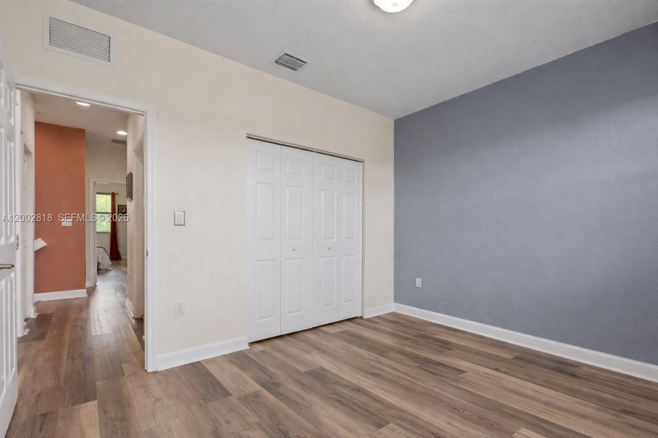 8875 SW 227th Ter, Cutler Bay, FL 33190 Photo