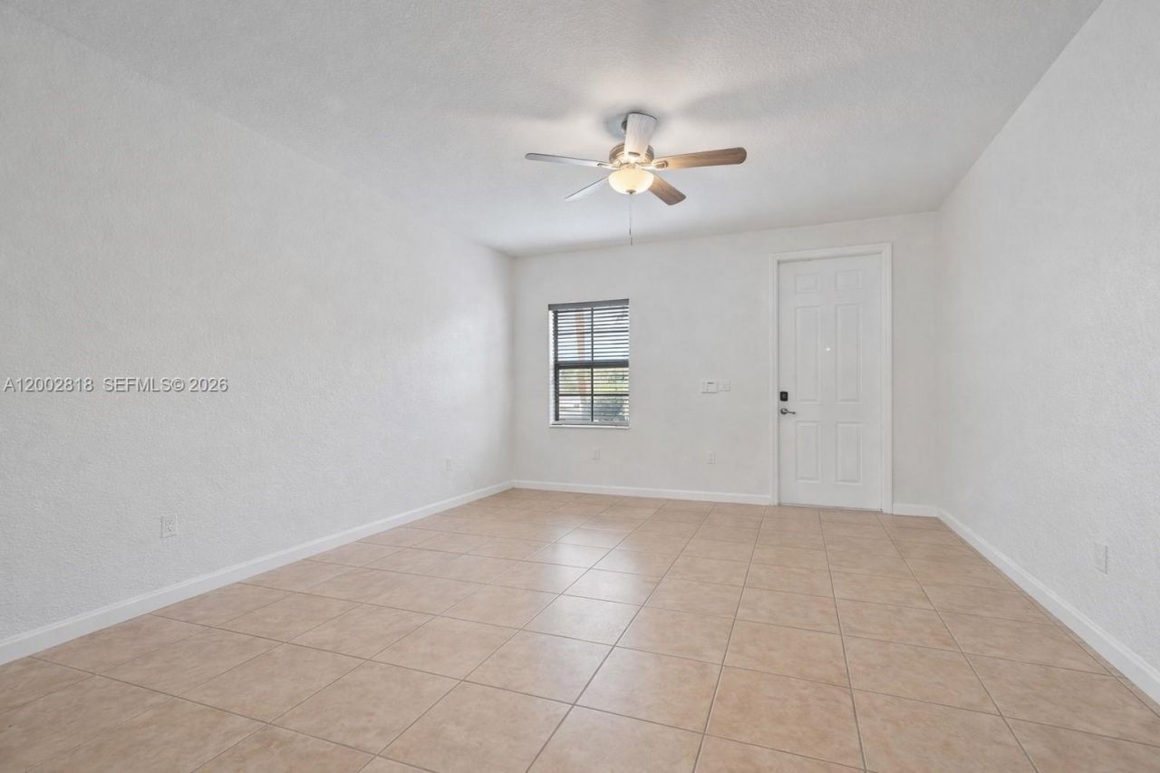 8875 SW 227th Ter, Cutler Bay, FL 33190 Photo