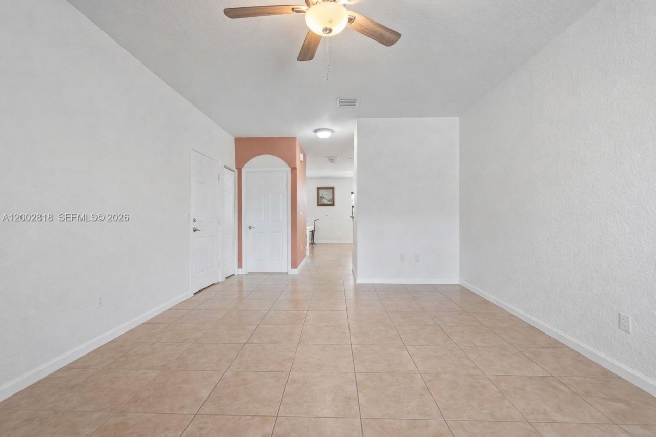 8875 SW 227th Ter, Cutler Bay, FL 33190 Photo