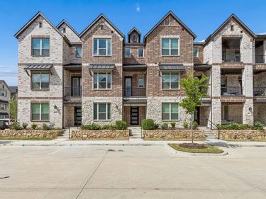 8352 Challenger Lane, Frisco, TX 75034