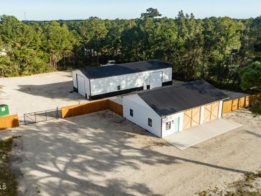 790 E Ocean Road , Holly Ridge, NC 28445