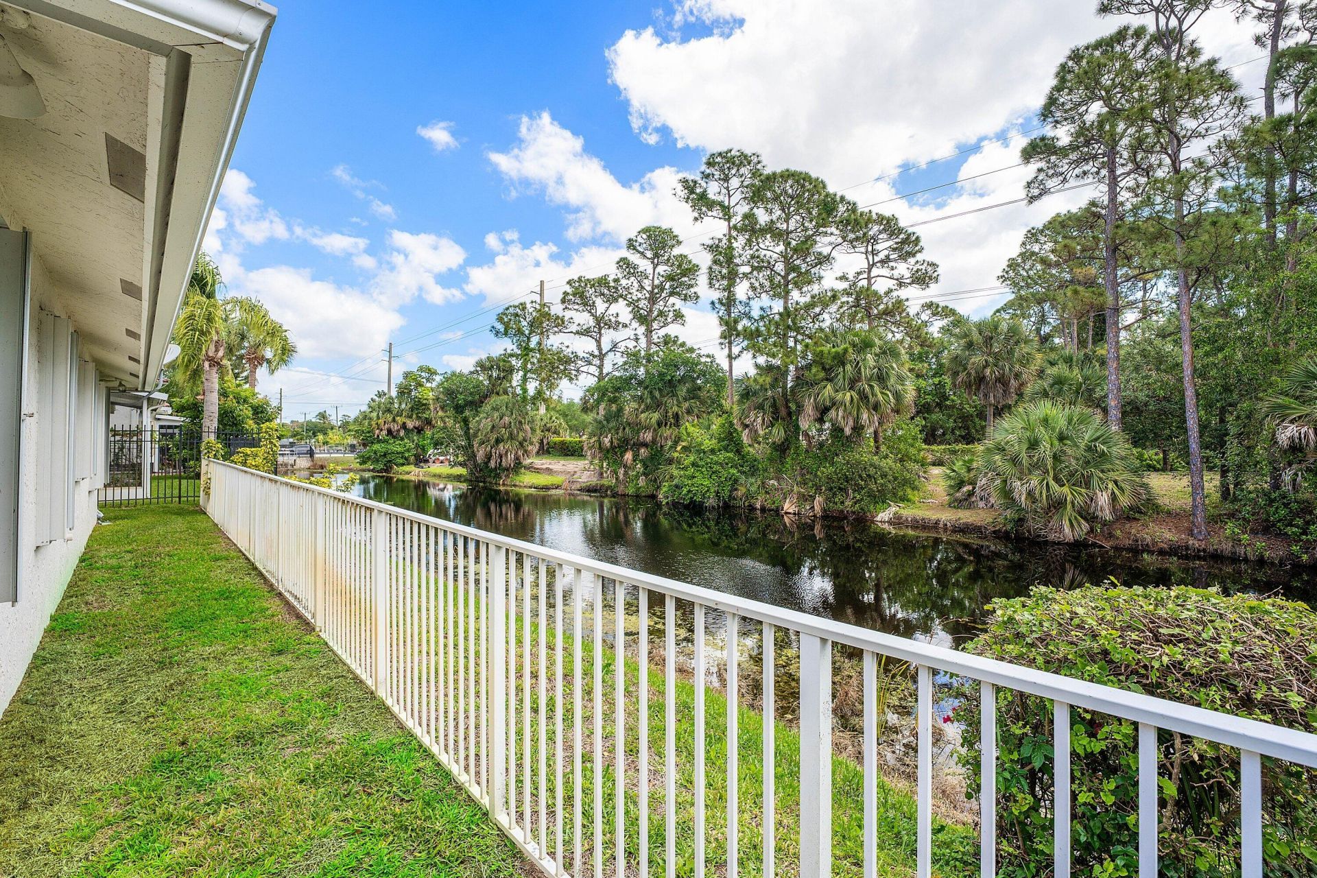 104 Hidden Hollow, Palm Beach Gardens, FL 33418 Photo