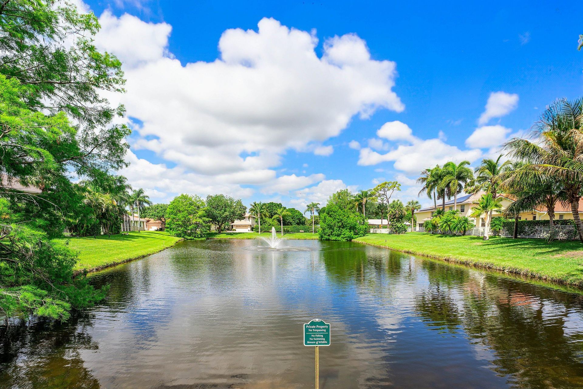 104 Hidden Hollow, Palm Beach Gardens, FL 33418 Photo
