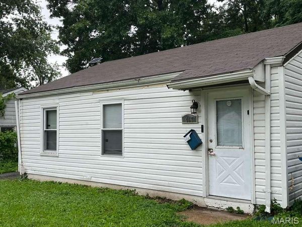 417 Mueller Avenue, St Louis, MO 63135