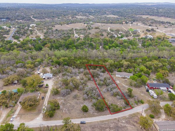 223 BLUFF VIEW DR, Spring Branch, TX 78070