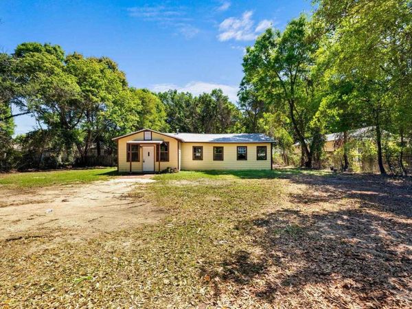 2403 E Johnson Ave, Pensacola, FL 32514