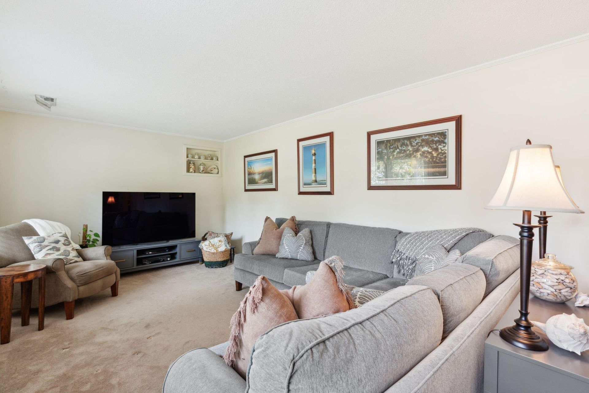 1764 Lady Ashley Street Photo 13